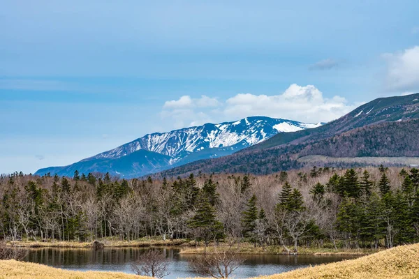 Belo Lago Cordilheira Rolante Dia Ensolarado Primavera Paisagem Beleza Natural — Fotografia de Stock