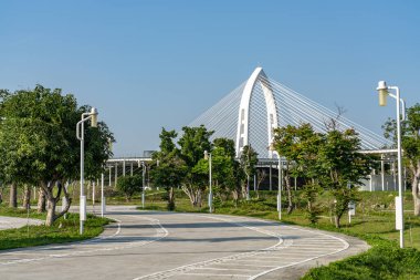 Taichung City, Tayvan - APR 10, 2028: Konan Ai-Qin Köprüsü, Taichung City, Central Tayvan Bilim Parkı