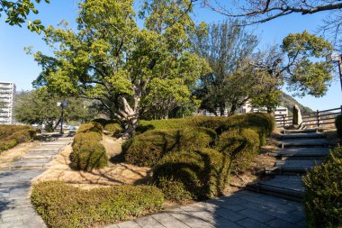 Mihara Kalesi harabeleri, diğer adıyla Ukishiro Kalesi, Hiroşima 'nın Mihara şehrinde yer alıyor. Hiroşima Bölgesi, Japonya