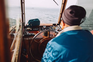 Köprü seyir cihazları