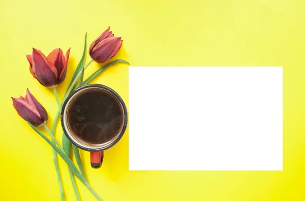 Lale reklam metin alanı Sarı zemin üzerine kahve.