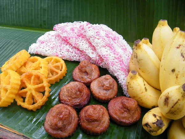 Traditional Sri Lankan Sinhala Tamil New Year Sweets — Stock Photo, Image