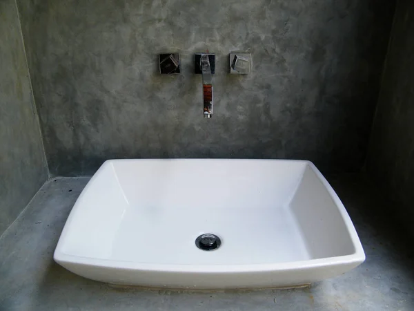 Contemporary Hotel Bathroom Basin — Stock Photo, Image