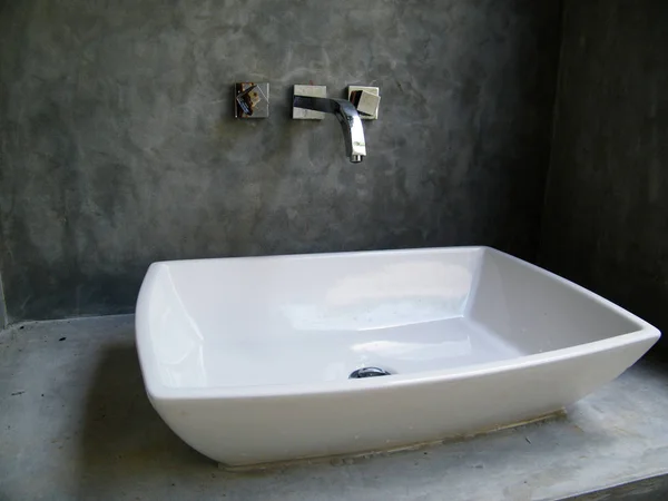 Contemporary Hotel Bathroom Basin — Stock Photo, Image