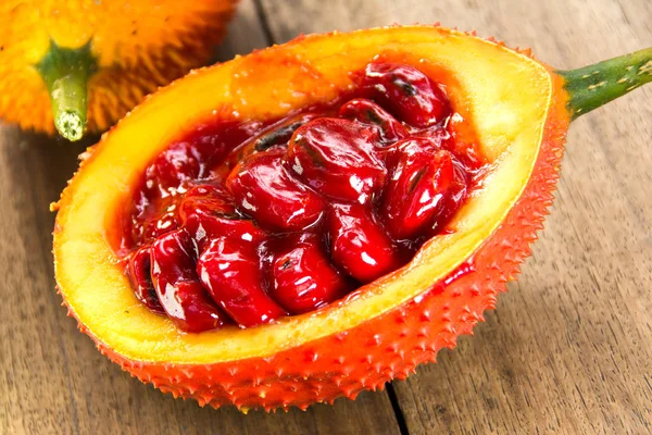 Dikenli Bitter kabak