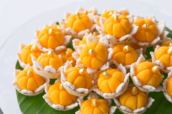 Thai tradizionale dessert Da Ra Tong su sfondo bianco — Foto Stock