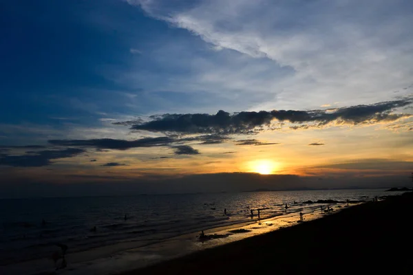 夕阳西下 — 图库照片