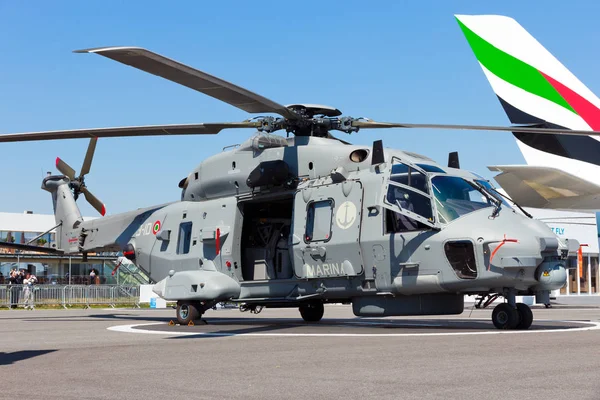Helicóptero NH90 da Marinha Italiana — Fotografia de Stock