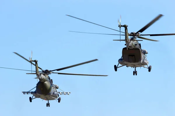 Mi-171 elicotteri in volo — Foto Stock