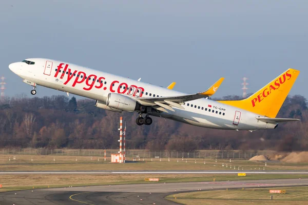 Pegasus Airlines Boeing 737 —  Fotos de Stock