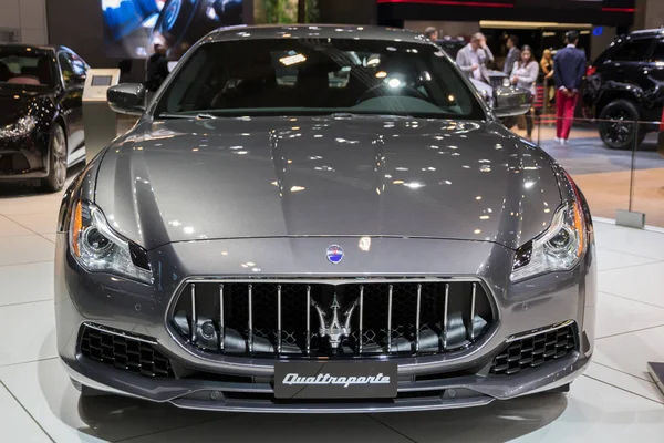 Maserati Quattroporte bil — Stockfoto