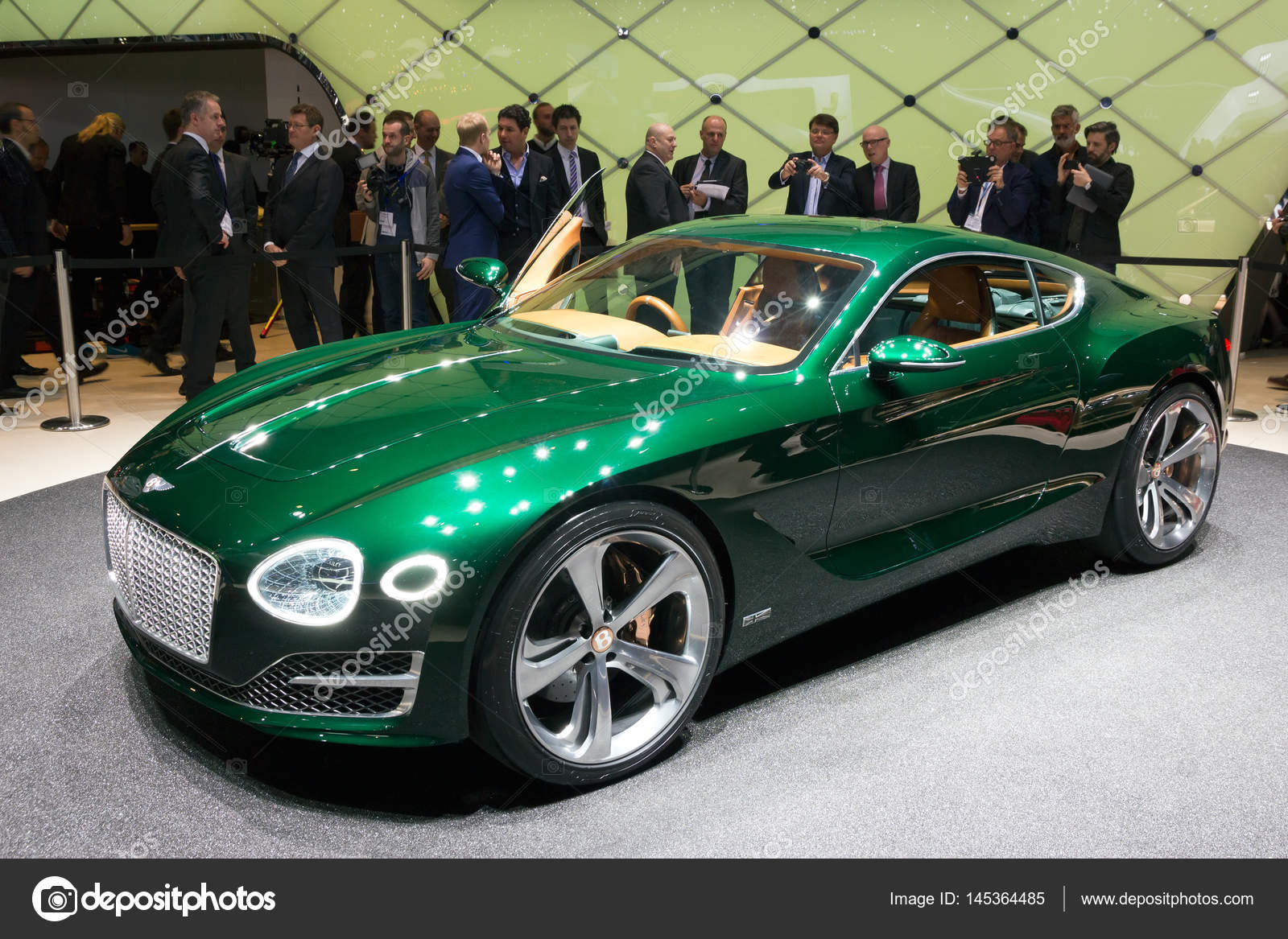 Bentley Exp 10 >> Bentley Exp 10 Speed 6 Concept Stock Editorial Photo Bentley Exp 10 >> Bentley Exp 10 Speed 6 Concept Stock Editorial Photo