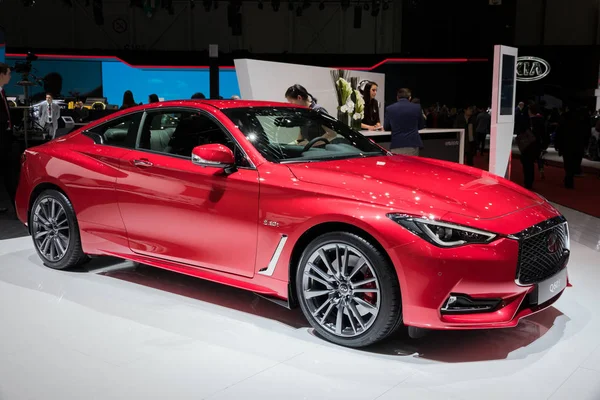 2017 INFINITI Q60 Coupe coche —  Fotos de Stock