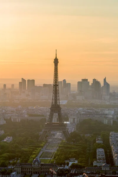 Paris Eiffel tower sunset view — Stock Photo, Image