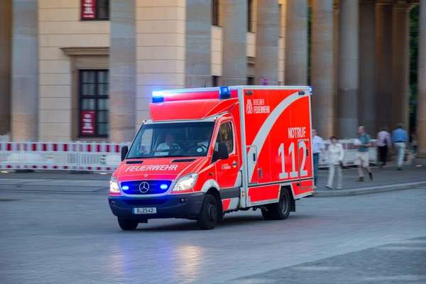 112 emergency truck — Stock Photo, Image