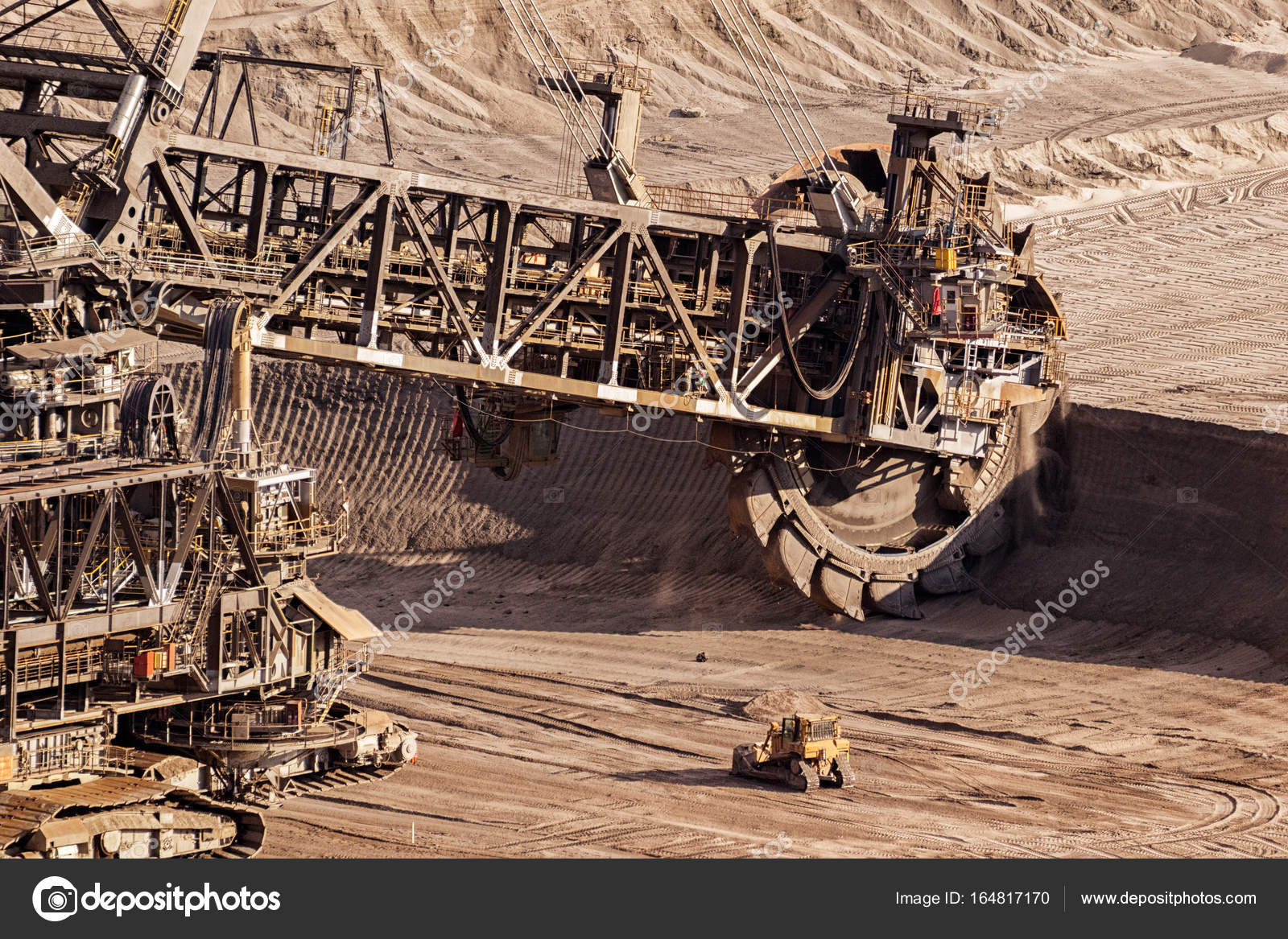 Bucketwheel excavator mining. Stock Photo by ©FotoVDW 164817170