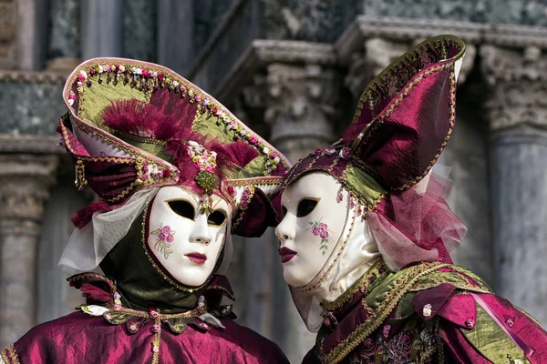 Lidé Benátky karneval maska — Stock fotografie