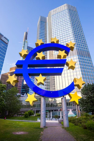 Euro logo Central Bank Frankfurt — Stock Photo, Image
