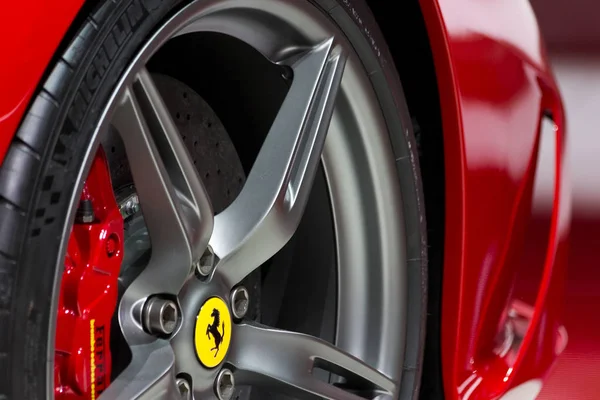 Sportwagen Ferrari FF — Stockfoto