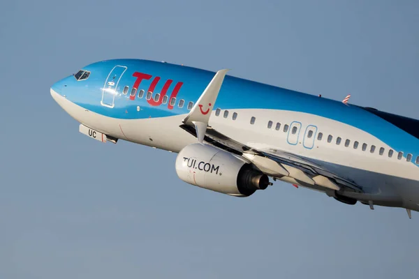 TUI airline Boeing 737 airplane — Stock Photo, Image