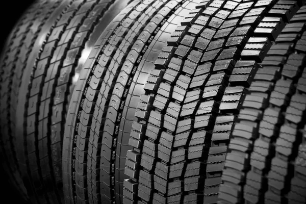 Neumático de cerca — Foto de Stock