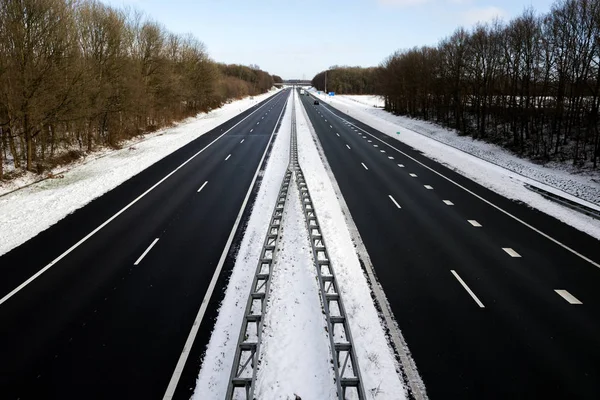 Autostrada neve invernale — Foto Stock