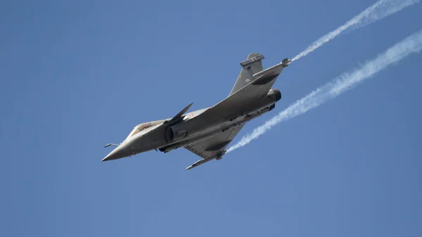 Avión de combate Dassault Rafale de la Fuerza Aérea francesa — Foto de Stock
