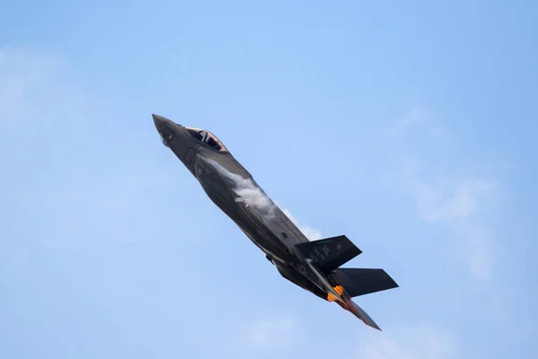 Avión de combate Lockheed F-35 — Foto de Stock