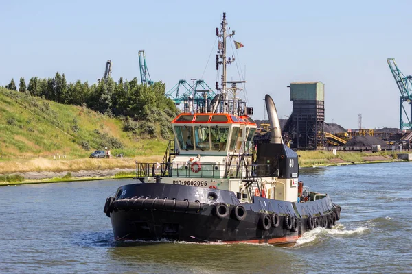 Porto rebocador barco — Fotografia de Stock