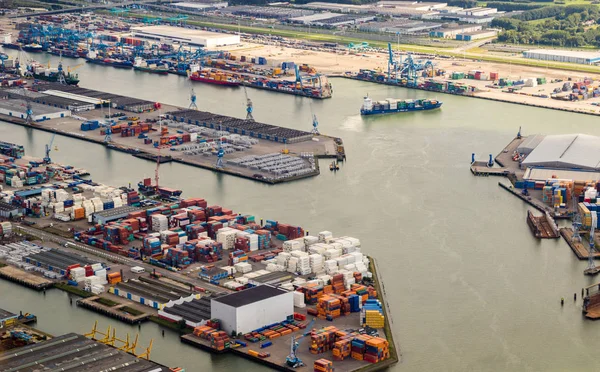 Containerterminal van de haven van Rotterdam — Stockfoto