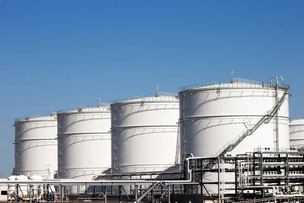 Oil storage silo s — Stock Photo, Image