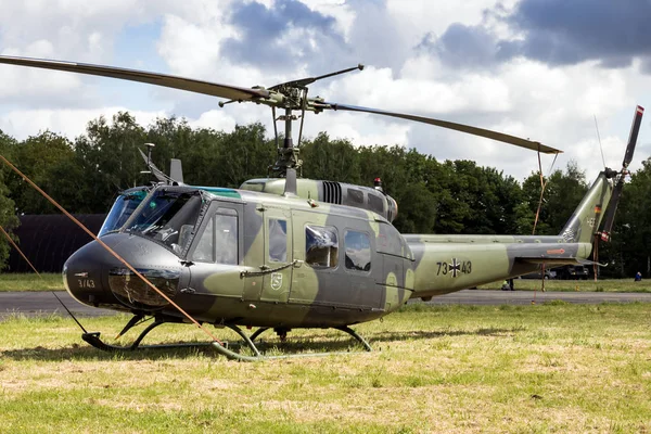 Niemieckiej armii Bell Uh-1 Huey helikopter — Zdjęcie stockowe