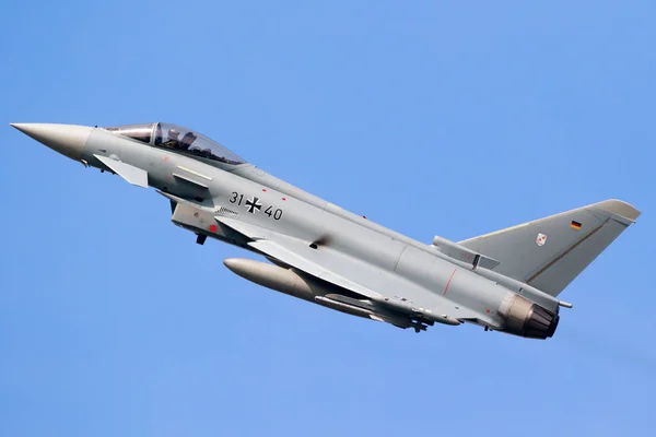 Military Eurofighter Typhoon fighter jet airplane — Stock Photo, Image