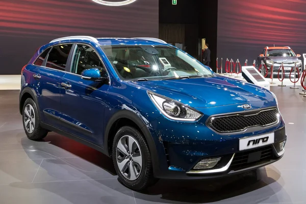 Coche híbrido crossover Kia Niro — Foto de Stock