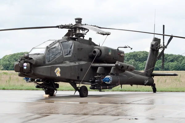 Ah-64 Apache saldırı helikopteri — Stok fotoğraf