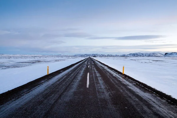 Camino de circunvalación alrededor Islandia —  Fotos de Stock