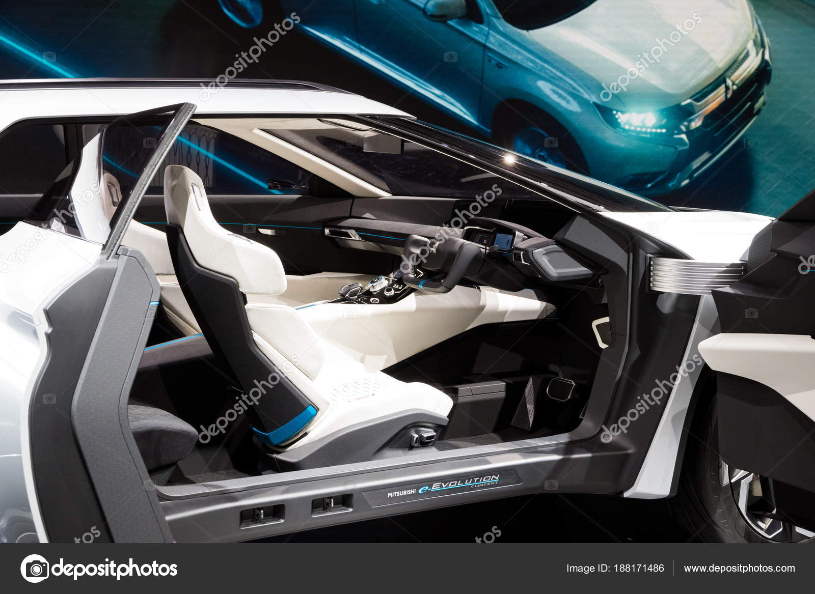 Mitsubishi E Volution Electric Concept Car Redaktionelles