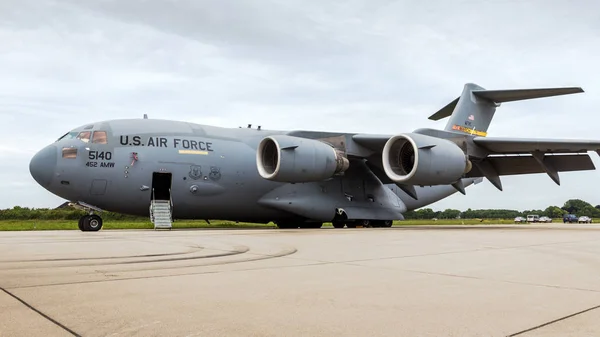 USAF Boeing C-17a Globemaster Iii militair vervoer vliegtuig — Stockfoto