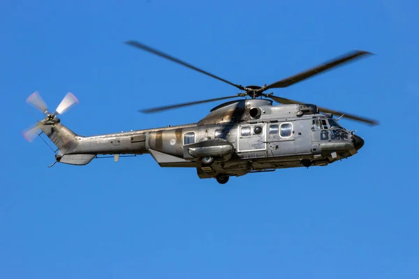 Eurocopter Cougar hélicoptère de transport militaire — Photo
