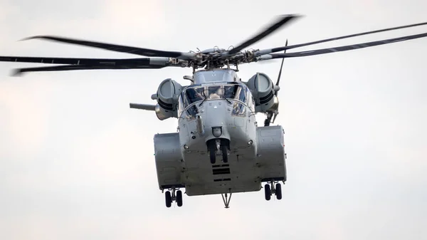 Новый "Сорский" CH-53K King Star на тяжелом транспортном вертолете — стоковое фото