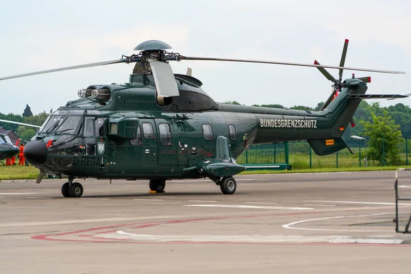 BONN, ALEMANIA - 22 DE MAYO DE 2005: Patrulla fronteriza alemana Eurocopter AS —  Fotos de Stock