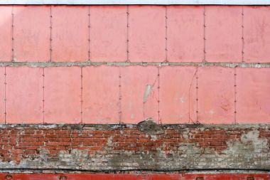 Eski bir tuğla bina duvarı