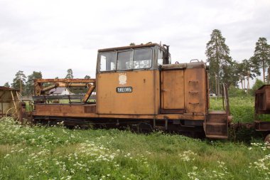Talitsy köyü. Yaroslavl bölgesi, Pereslavl district, Rusya Federasyonu. 26 Haziran 2009. Pereslavl demiryolu Müzesi. Guguk kuşu (içinde Rusça - Kukushka) bir küçük buharlı lokomotif veya bir dar hat demiryolu http://kukushka.ru/ Retro depo trende olduğunu. Eski dar