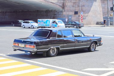 25 Ağustos 2015. Sakız-Autoralli Gorkyclassic. Bu ülkede - başında en büyük klasik ralli araba mükemmel hazırlanan yüz gelmektedir. Gaz, Zis, Zil, Moskvich ve Zaporozhets Kızıl Meydan üzerinde nadir modellerde sürücülerin başlatmak