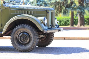 26-Temmuz-2014 sakız-Autoralli Gorkyclassic. Bu ülkede - başında en büyük klasik ralli araba mükemmel hazırlanan yüz gelmektedir. Gaz, Zis, Zil, Moskvich ve Zaporozhets Kızıl Meydan üzerinde nadir modellerde sürücülerin başlatmak.