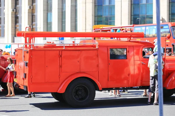 Moskwa Sacharow Avenue Sie 2015 Coroczna Wystawa Starych Miejskich Autobusów — Zdjęcie stockowe