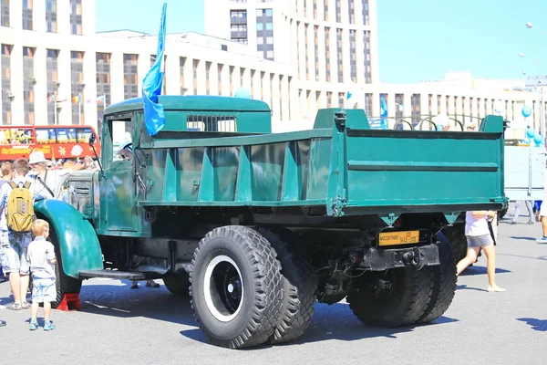Moscou Avenue Sakharov Août 2015 Exposition Annuelle Autobus Voitures Autres — Photo