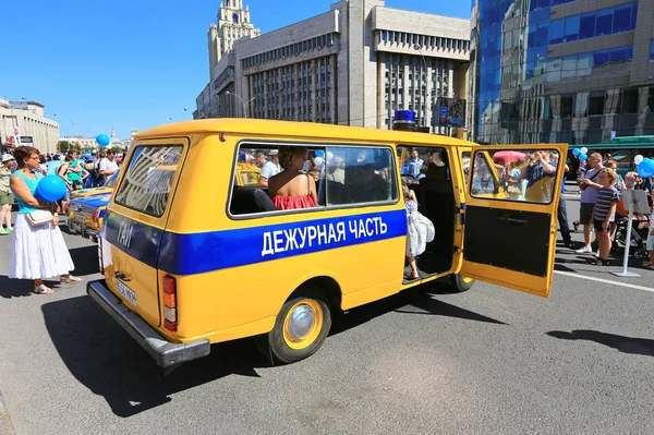 Moscú Avenida Sajarov Agosto 2015 Exposición Anual Autobuses Urbanos Antiguos — Foto de Stock