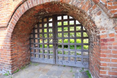 Rusya, Moskova, Krutitskaya, 13 ev. Krutitskoye Podvorye tarihi anıt, XIII yüzyıl önce bir manastır ve sonra Sarsky ve Podonsky köşkü olarak kurdu. XVII. yüzyılın mimari bir anıt.