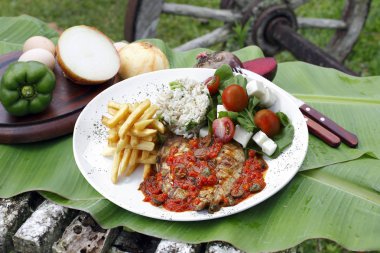 et pirinç sebze patates